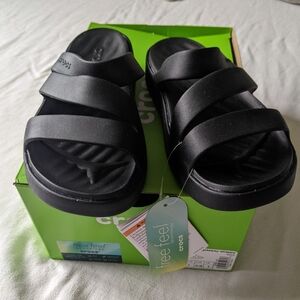 Crocs Getaway Sandal NIB